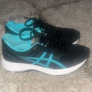 Asics Gel-Contend 5 women's running shoes black and ice mint EUC size 6